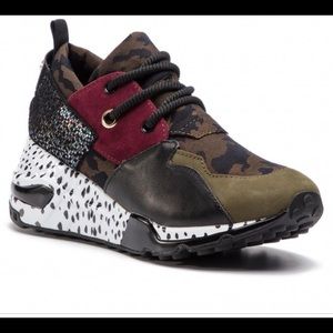 Steve Madden Cliffs Olive